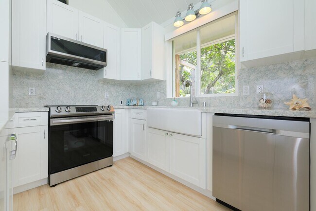 Building Photo - 51-529-529 Kamehameha Hwy