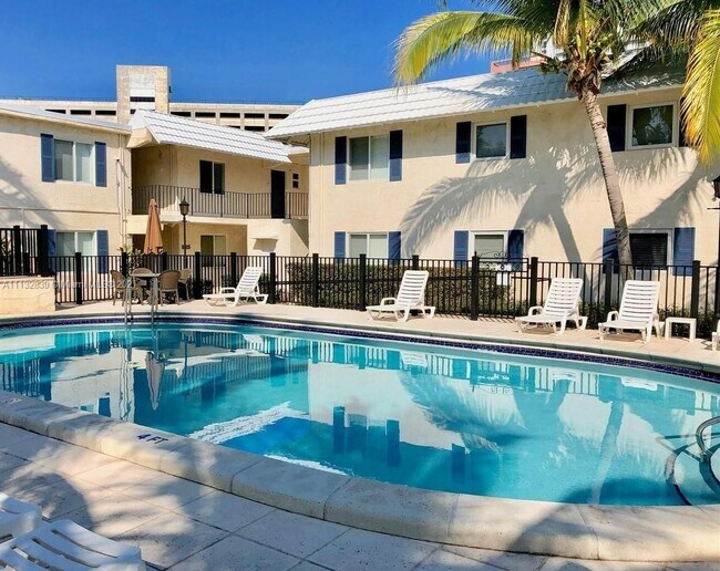 8605-sw-68th-ct-8605-sw-68th-ct-pinecrest-fl-33156-apartment-finder