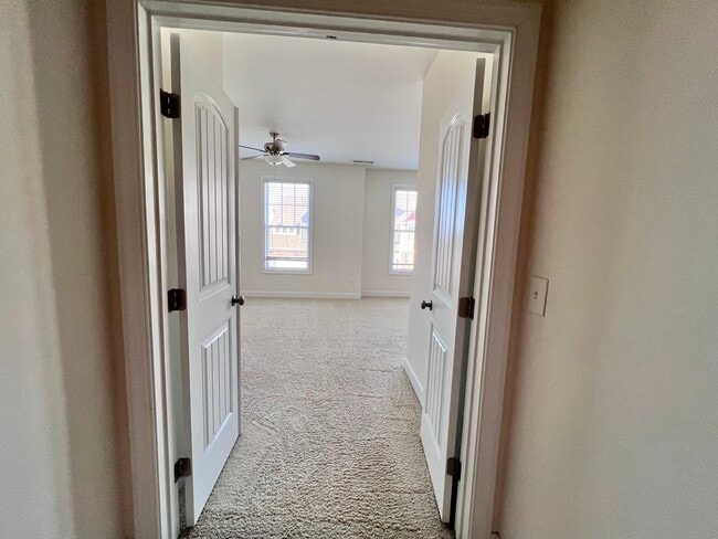 Building Photo - 1214 Alston Forest Dr