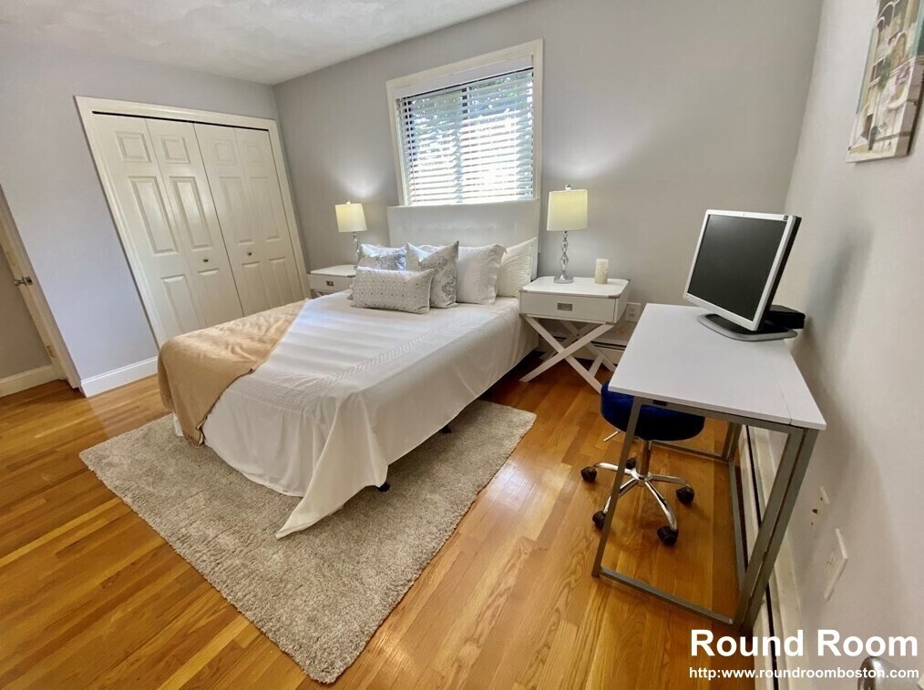 Building Photo - 7 Mortimer Pl