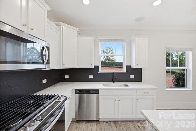 Building Photo - 21216 Sanctuary Dr
