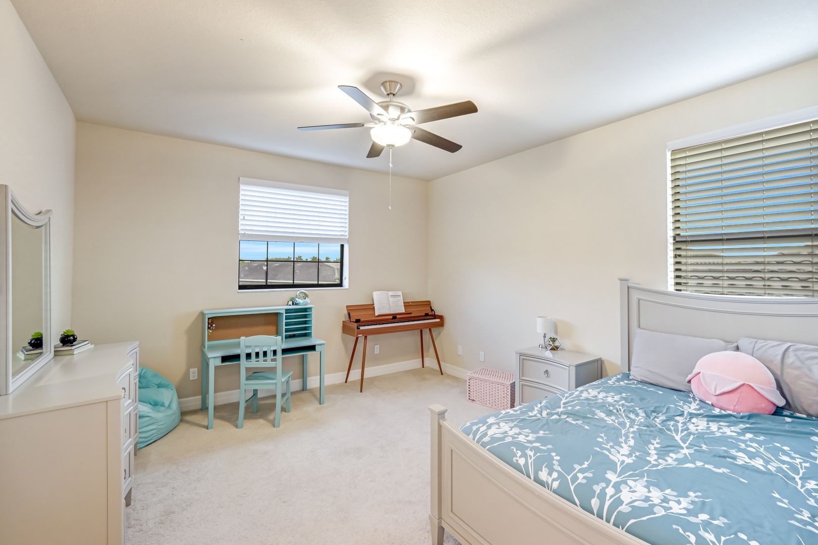 Building Photo - 11732 Meadowrun Cir