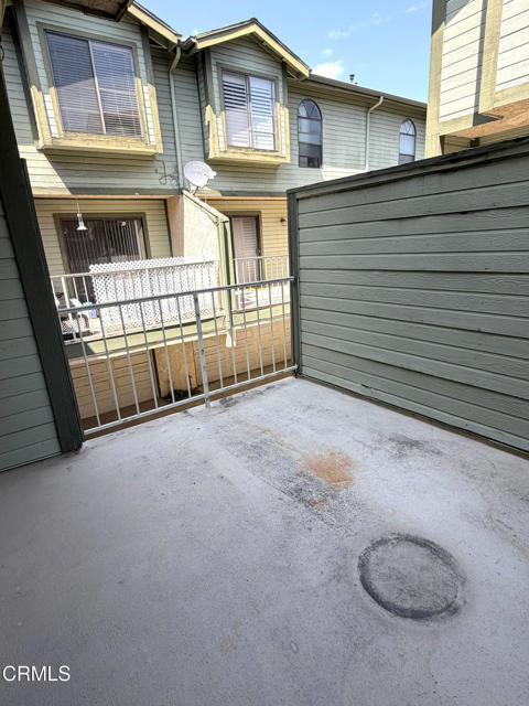 Building Photo - 1340 Mayflower Ave