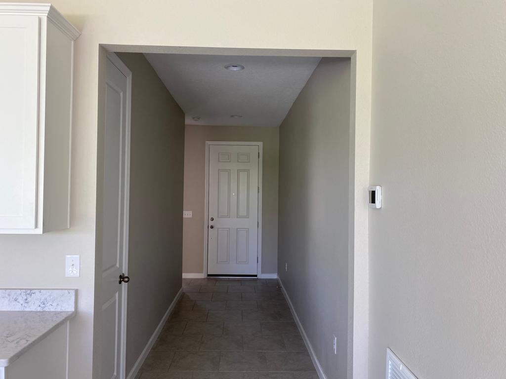 Building Photo - 308 Lake Smart Cir