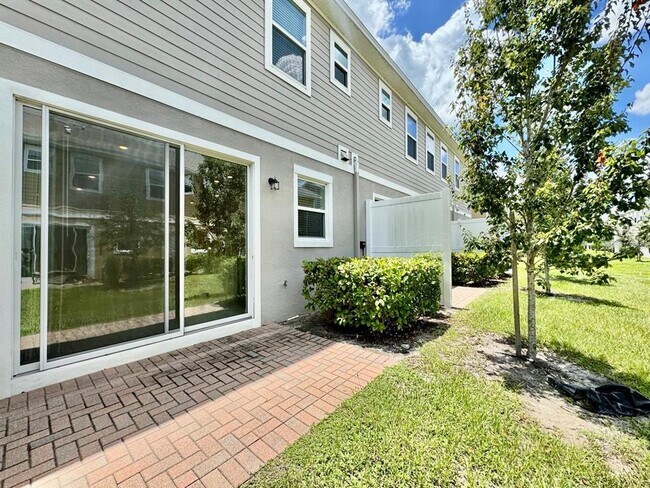 Building Photo - 34209 Rogallo Ln