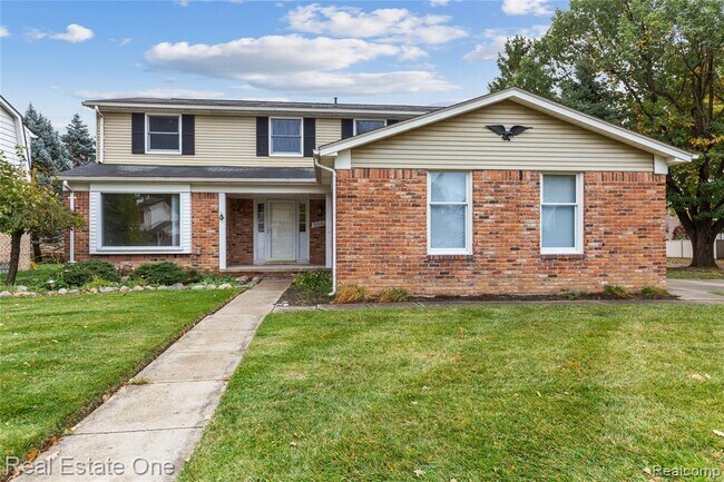 Building Photo - 5842 Marble Dr