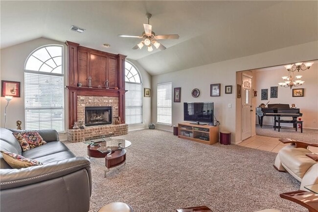 Building Photo - Great Location with Storm Shelter in Brist...