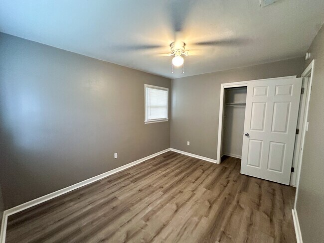 Building Photo - 2801 53rd St