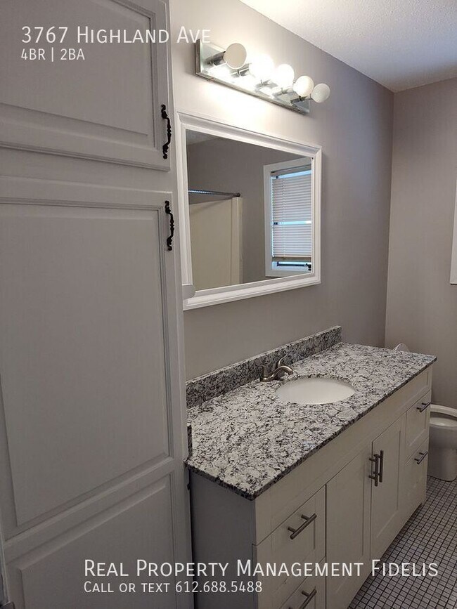 Building Photo - 3767 Highland Ave