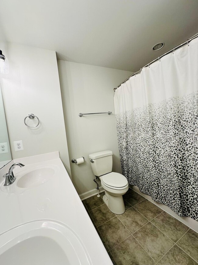 Building Photo - 3223 Horizon Rd