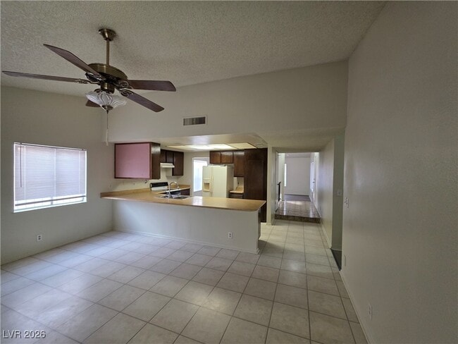 Building Photo - 3214 Anacapa Way