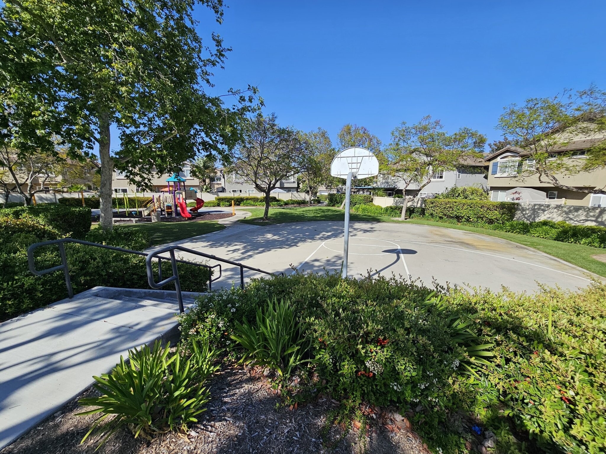 Building Photo - 1341 Monument Trail Dr