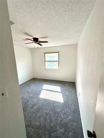 Building Photo - 704 Matthews Ct