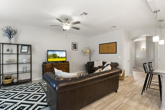 Building Photo - 14912 Louis Baudoin