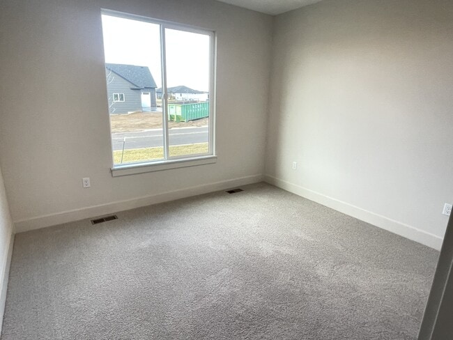 Building Photo - 252 N Ciderbluff St