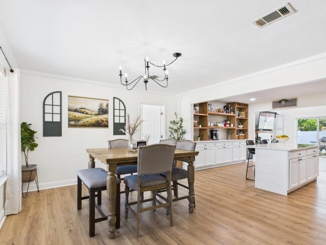 Building Photo - 38 Cape Dr NW