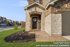 Building Photo - 12041 Silver Lgt