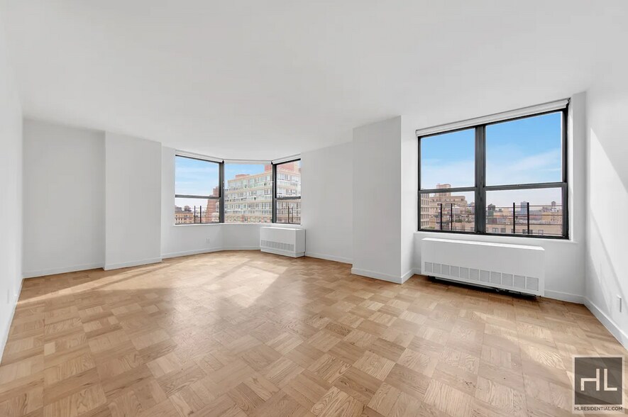 Building Photo - West 87th Street