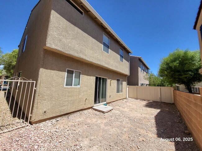 Building Photo - 9361 Fitzwilliam Ave