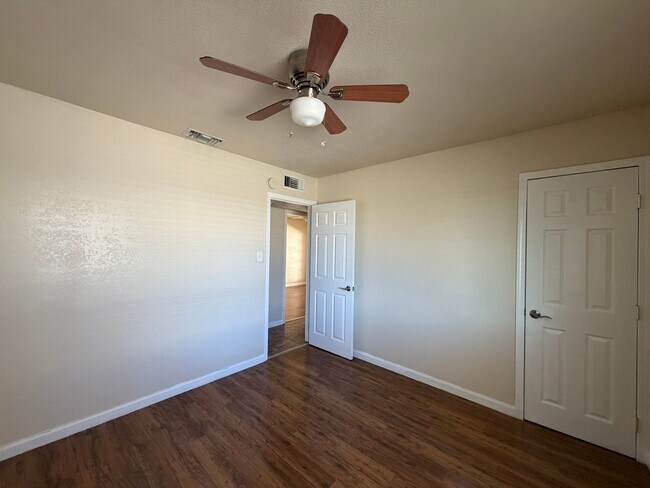 Building Photo - 3 Bedroom 2 Bathroom House with Central A/C , 2 Car Garage and Beautiful Backyard with Covered Patio