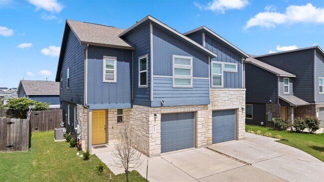 Building Photo - 7449 Sparkling Light Dr