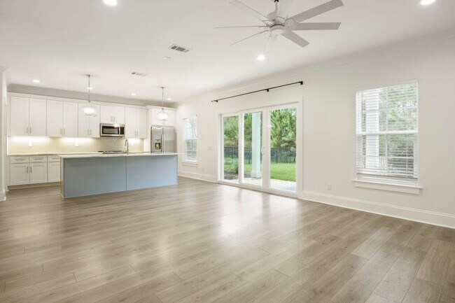 Building Photo - 82 Sugar Sands Dr