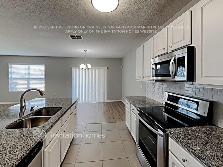 Building Photo - 2205 Blue Highlands Dr