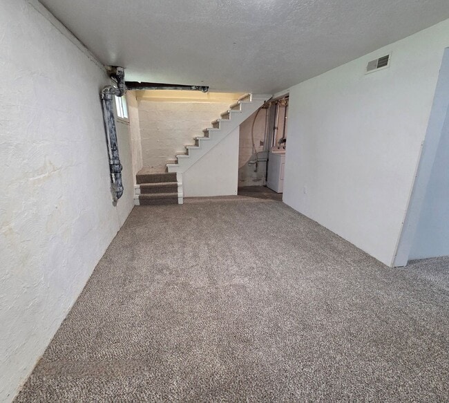 Building Photo - 3 Bedroom Located in Grace Idaho