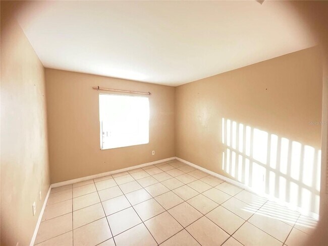 Building Photo - 9909 Sweepstakes Ln