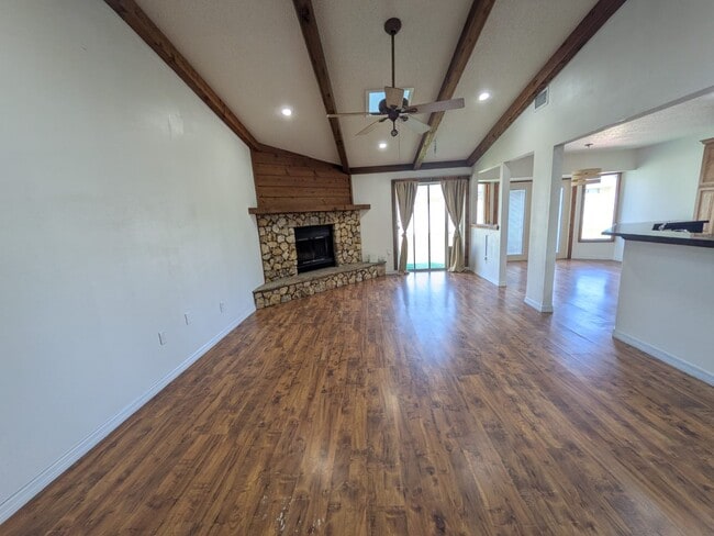 Building Photo - 4537 Malik Cresent