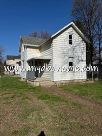 Building Photo - 2532 Miner St