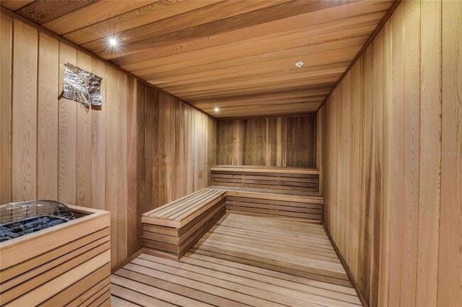 Building Photo - 275 1st Ave S