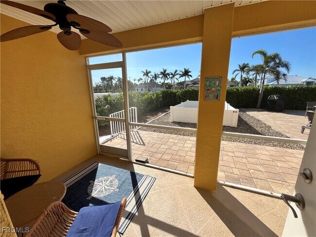 Building Photo - 5420 Chiquita Blvd S