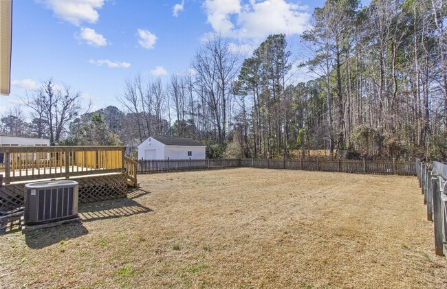 Building Photo - 107 Luke Ct