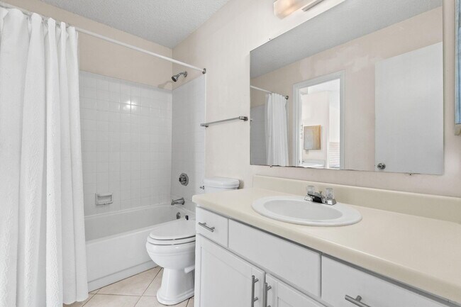 Building Photo - 17751 Panama City Beach Pkwy