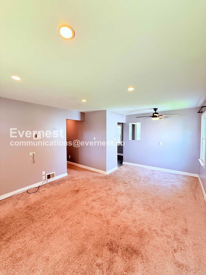 Building Photo - 25107 Rosenbusch Blvd