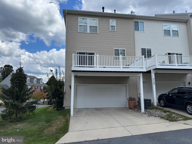Building Photo - 2707 Sunnyside Ln