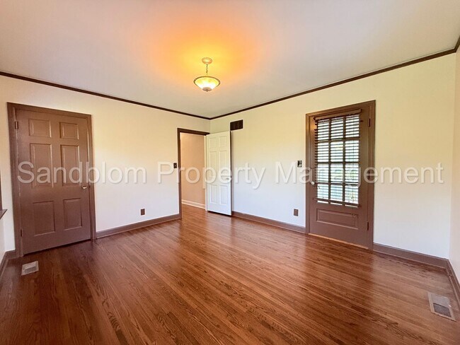 Building Photo - For Lease | Midtown Tulsa | Available Now!