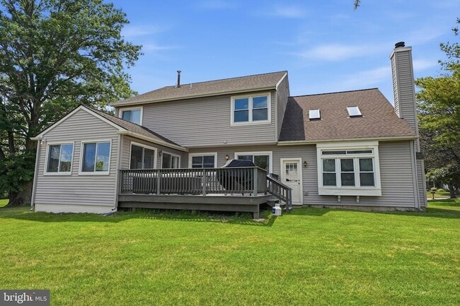Building Photo - 9 Hibiscus Pl