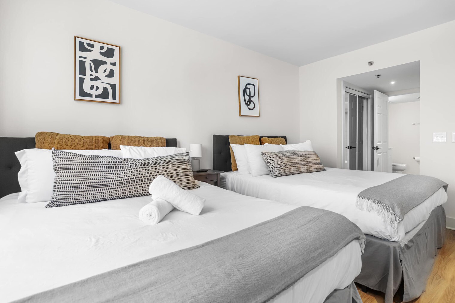 Building Photo - 1221 S Eads St