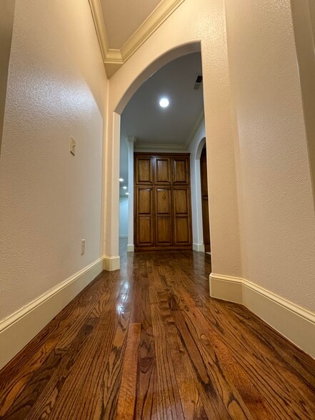 Building Photo - 5423 W Chardonnay Ct