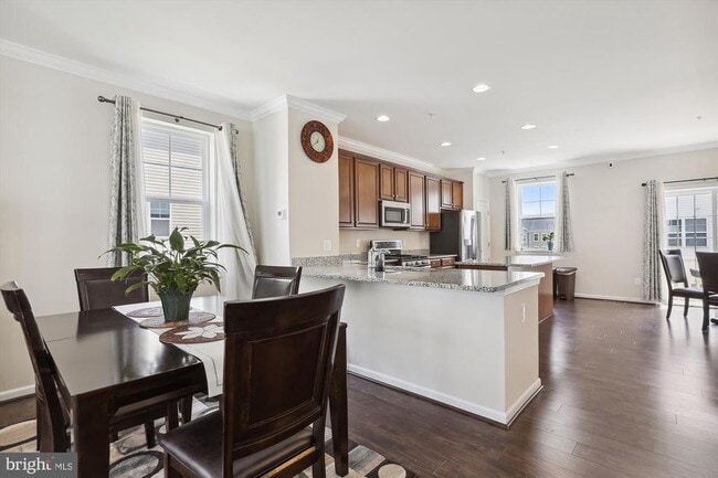 Building Photo - 14312 Potomac Heights Ln