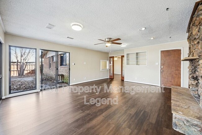 Building Photo - 2017 Durham St