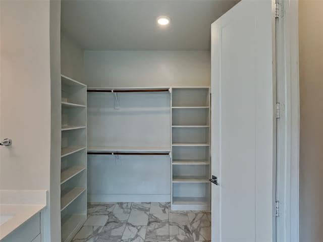 Building Photo - 2345 Vagas St