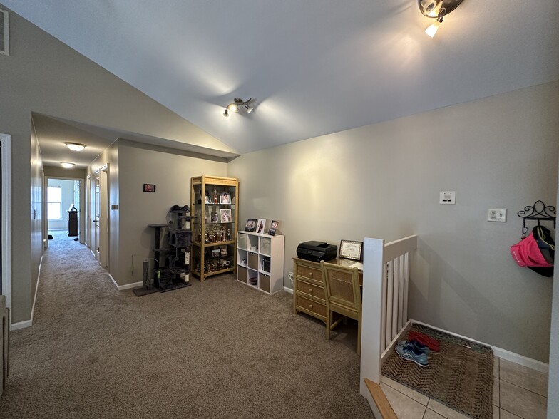 Building Photo - 1241 Ballantrae Pl