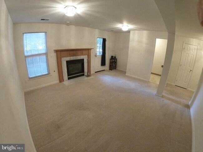 Building Photo - 2028 Madrillon Springs Ct