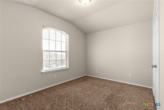 Building Photo - 6305 Creek Land Rd
