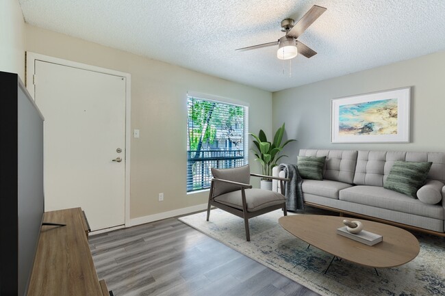 A1 Renovated - 1 Bed 1 Bath - Rise Lakeside