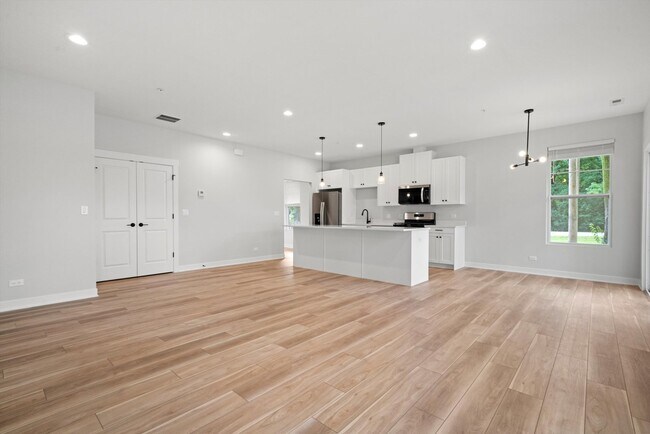 Building Photo - 17872 Argos Ct