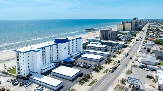 Building Photo - 3601 S Atlantic Ave